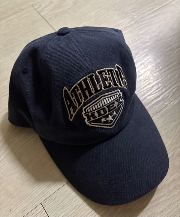 [HDEX]Varsity 85 Ball Cap ★aespaウィンター 着用★[ネイビー] 再入荷！！！☆aespa ウィンター 着用！！【HDEX】Varsity 85