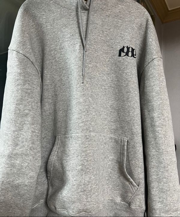 MUSINSA | 1989STANDARD CAT SHAPED LOGO HOOD (STHSTD-0114)