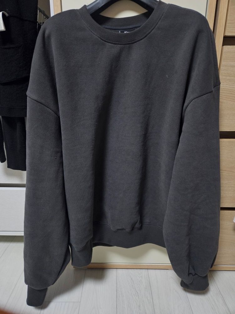 【YOURNUS】Sharp Balloon Line Sweatshirt The NYC Crewneck - Multiple Colors – Bon & Harps