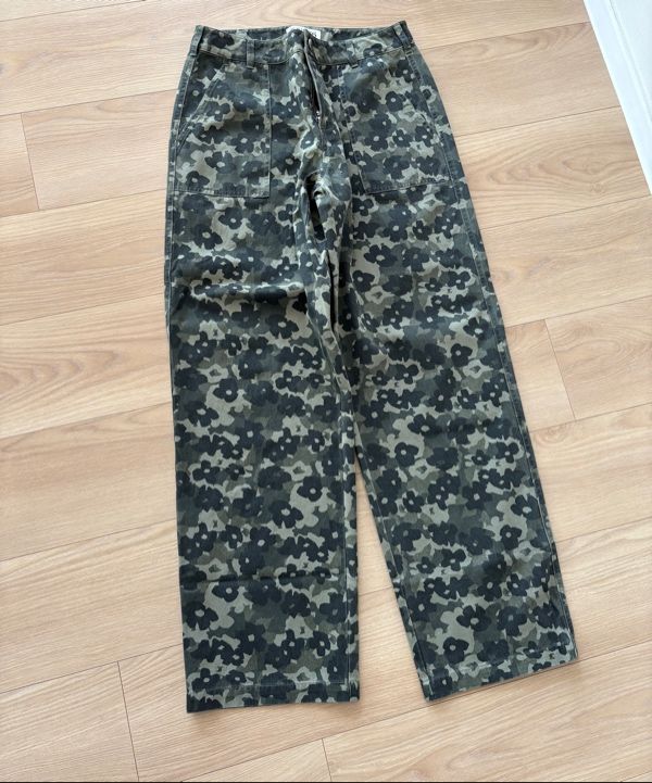 ★24-25FW新作★YOUHEE★CAMO FLOWER FATIGUE PANTS MUSINSA公式 | YOUHEE CAMO FLOWER FATIGUE PANTS KHAKI