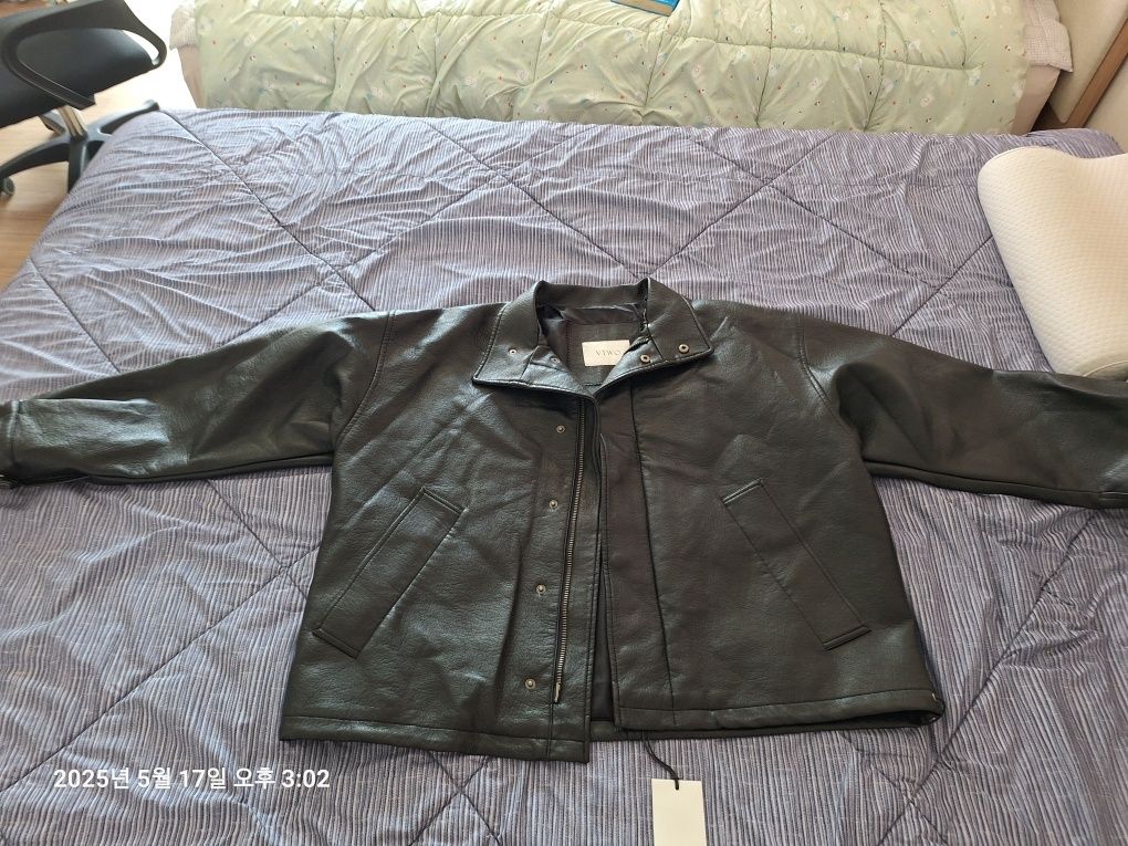 MUSINSA | VTWO Washed High Neck Leather Bomber Jacket_Black