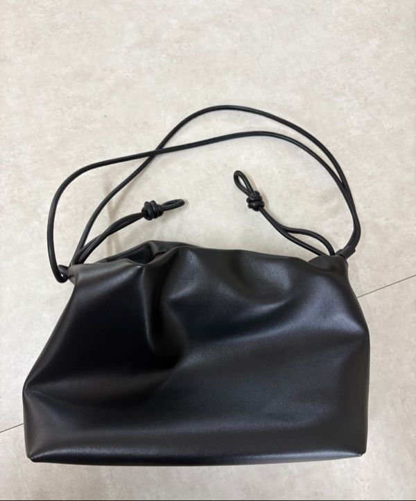 MUSINSA | LENINA FLORIA shoulder cross bag_BLACK