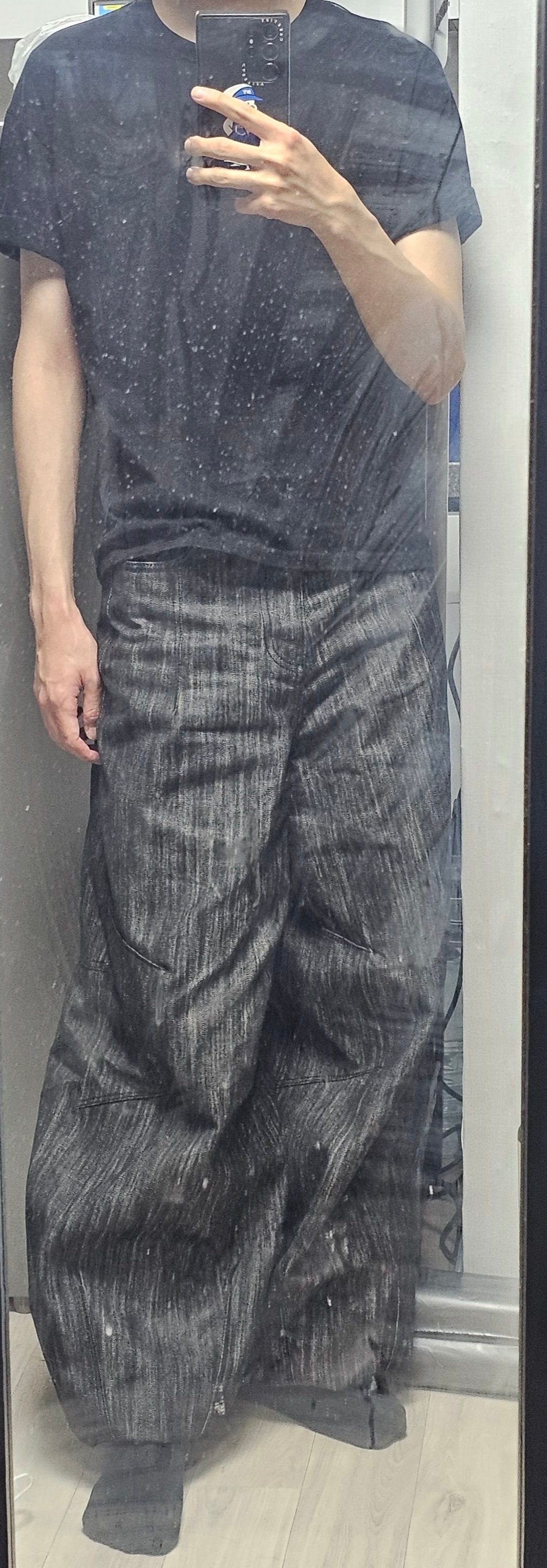 MUSINSA公式 | KICHUL FLOWING WAVE BALLOON DENIM PANTS (RAW BLACK)