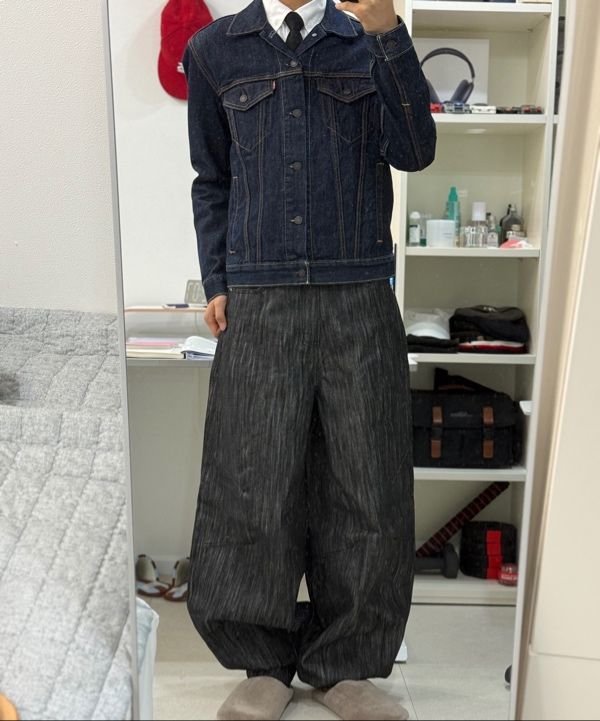 MUSINSA公式 | KICHUL FLOWING WAVE BALLOON DENIM PANTS (RAW BLACK)