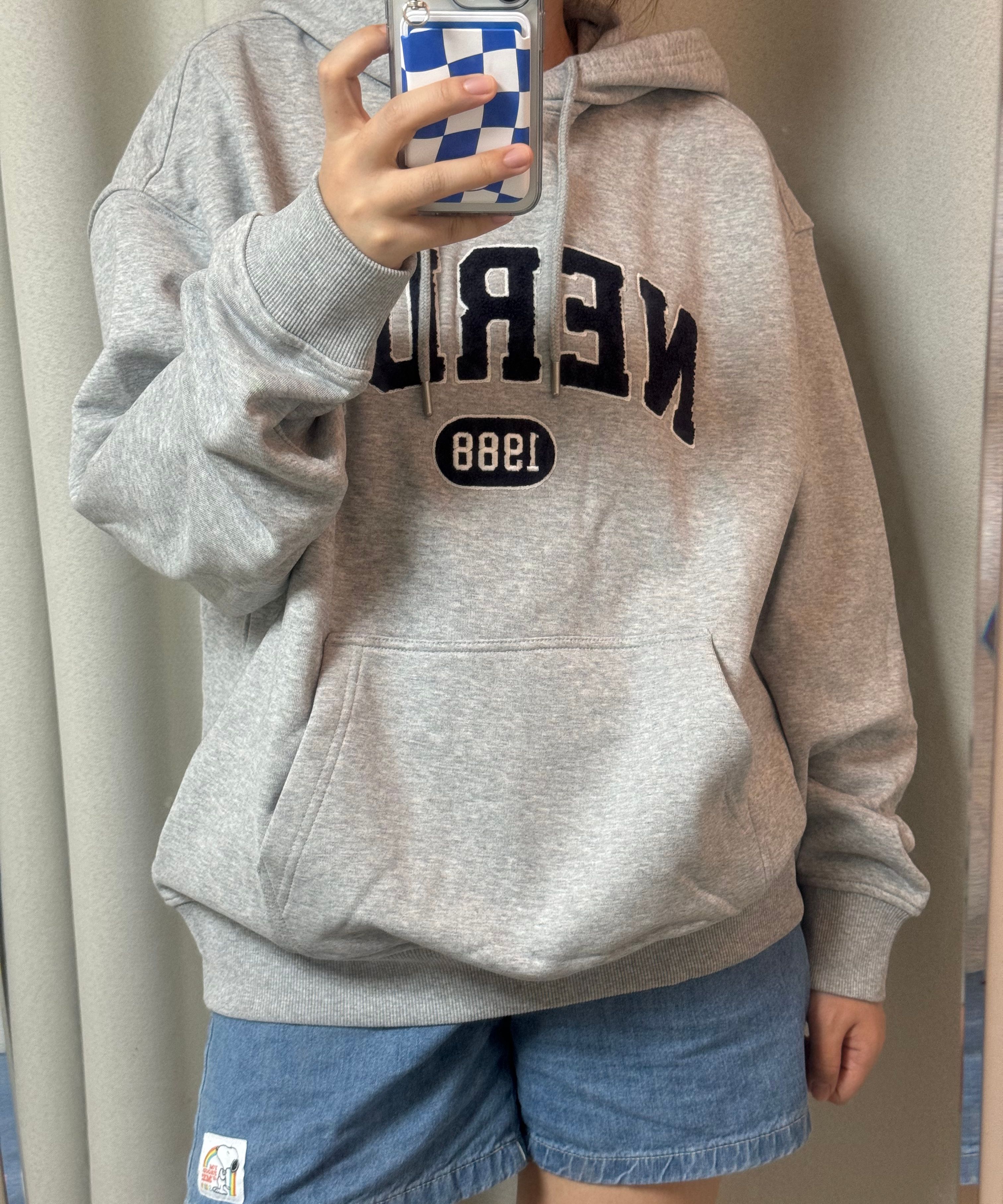 さらに100円引き◆NERDY◆BUCKLE ARCH LOGO PULLOVER HOODIE MUSINSA | NERDY Buckle Arch Logo Pullover Hoodie (Blue/Beige