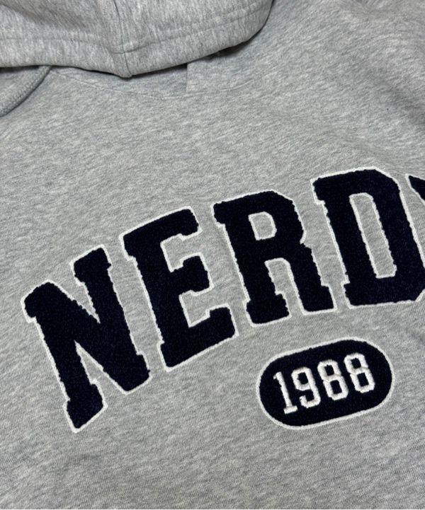 さらに100円引き◆NERDY◆BUCKLE ARCH LOGO PULLOVER HOODIE MUSINSA | NERDY Buckle Arch Logo Pullover Hoodie (Blue/Beige