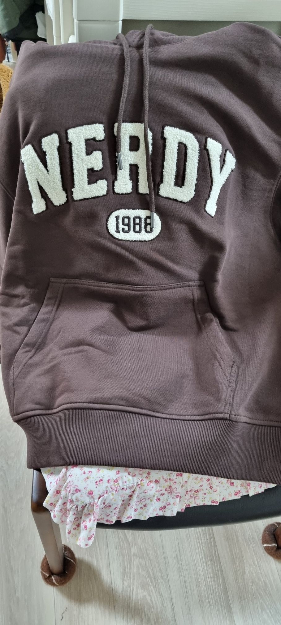 MUSINSA | NERDY Buckle Arch Logo Pullover Hoodie (Blue/Beige