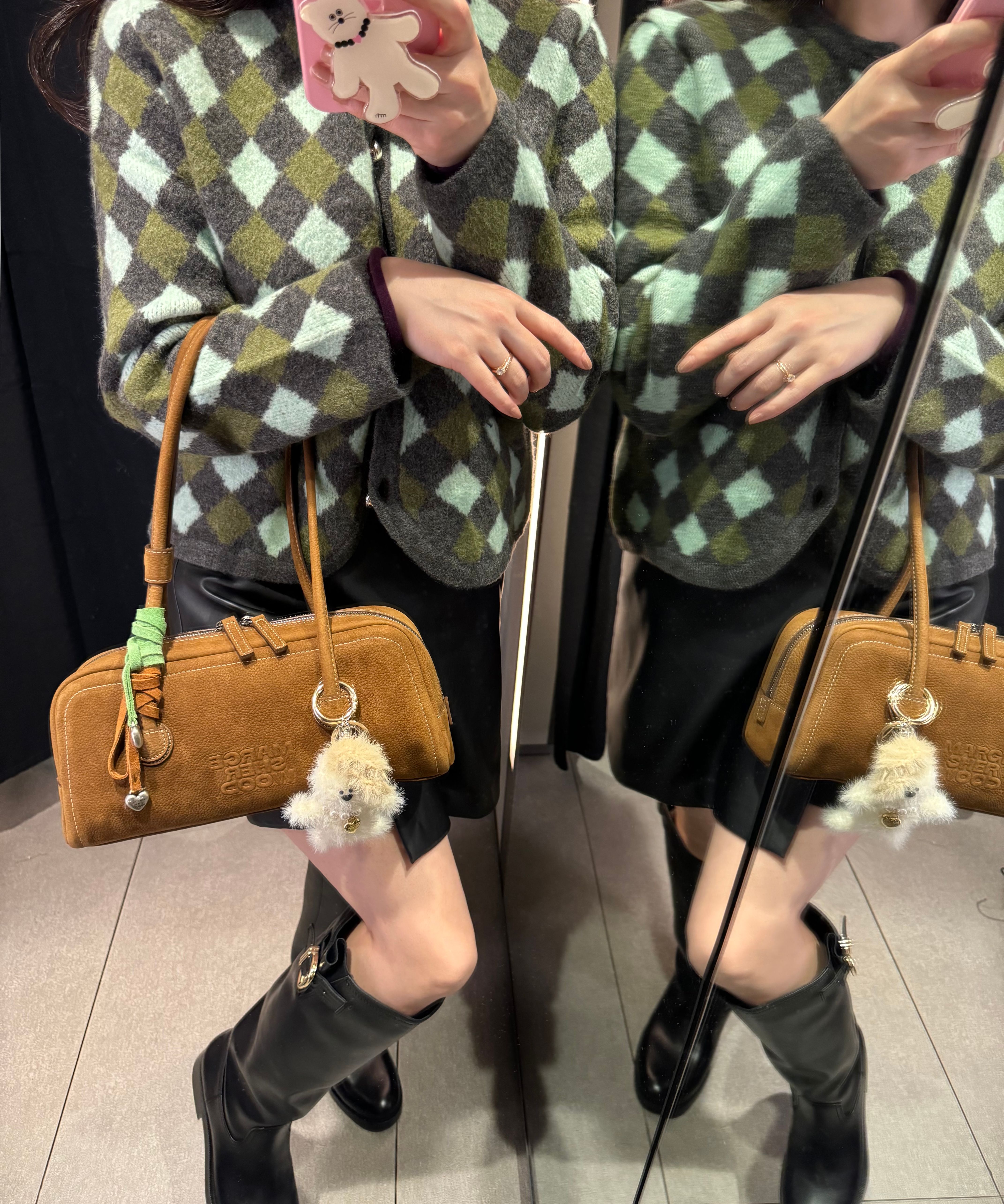 ファッション雑貨・小物その他 [Margesherwood] / HEART CHARM / hazelnut suede MUSINSA | MARGESHERWOOD HEART CHARM_hazelnut suede