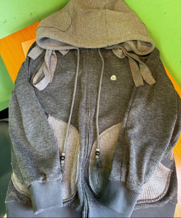 MUSINSA公式 | COYSEIO EARMUFFS HOOD ZIP-UP CHARCOAL