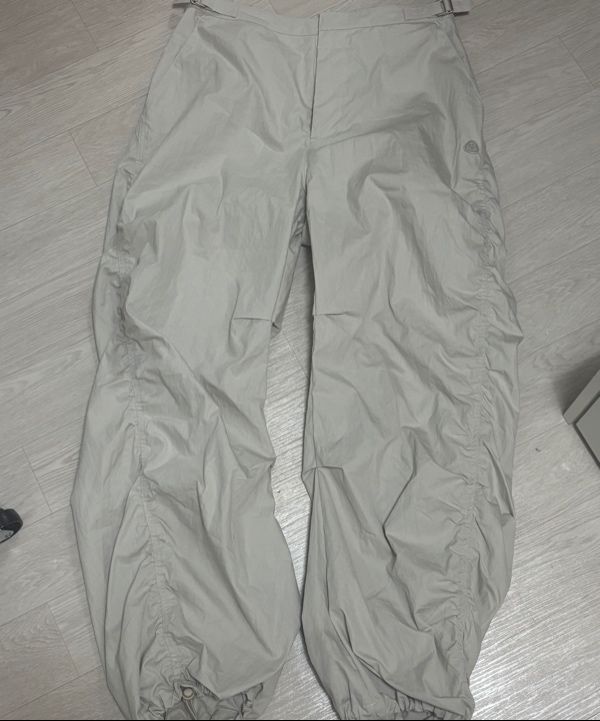 MUSINSA公式 | COYSEIO PUCKERING PANTS GREY