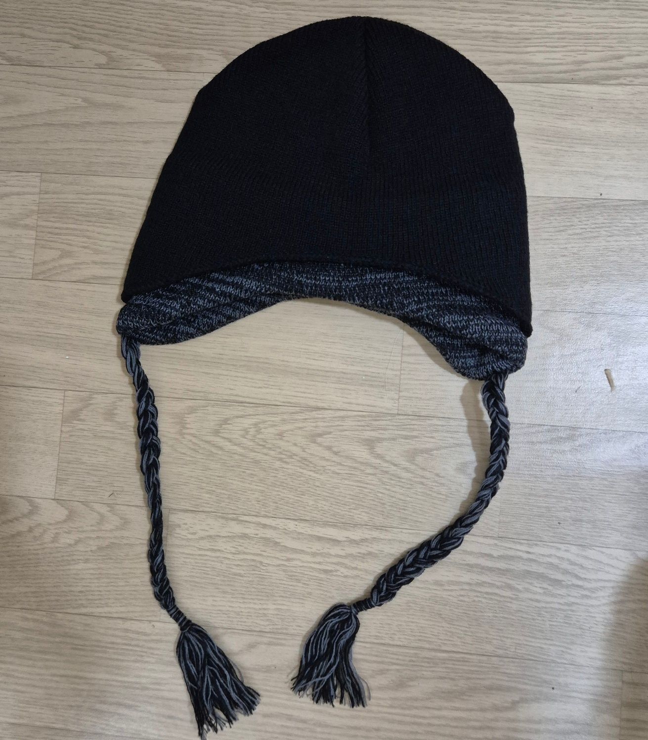 DOUBLE TROOPER BEANIE BLACK - coyseio