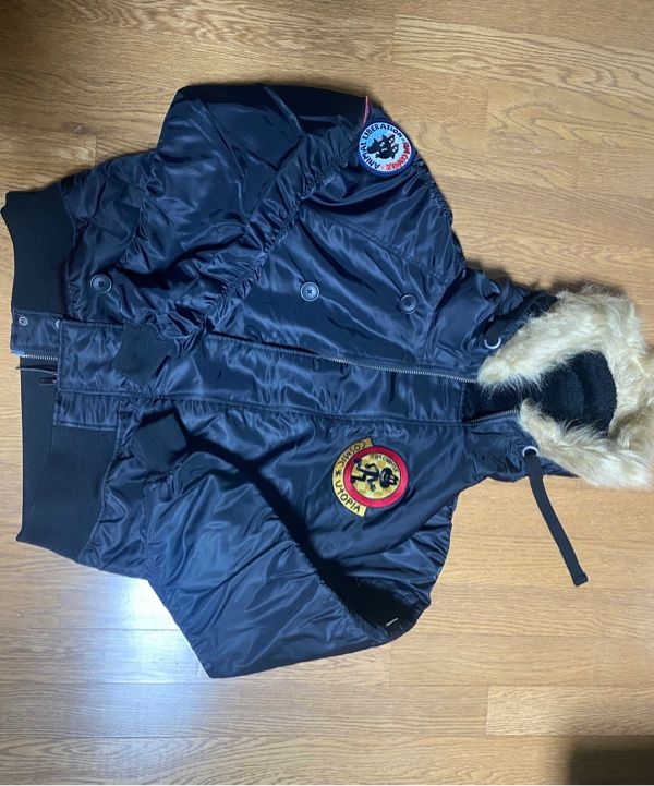 新品　Tim Comix パッチドMA-1フーディッドデッキジャンパー 新品 Tim Comix パッチドMA-1フーディッドデッキジャンパー