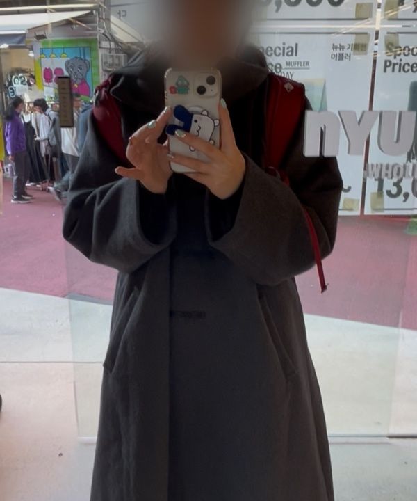 미세키서울 (misekiseoul) Hoodie long duffle Coat CHARCOAL 전체