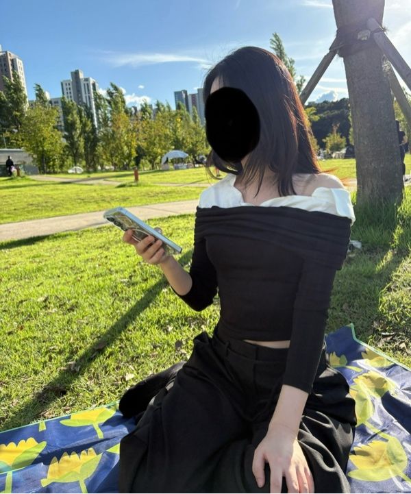 MUSINSA | NOT YOUR ROSE Lily Top (Black)