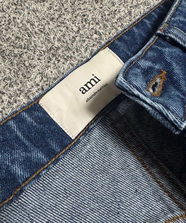 ★AMI PARIS★ Large fit denim pants blue FTR450DE0031480 FTR AMI PARIS - USED BLUE LARGE FIT JEANS – LE LABO STORE