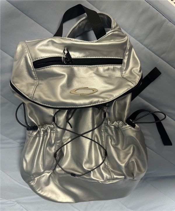バックパック・リュック NOIAGO String Symbol Backpack Silver MUSINSA | NOIAGO NOI1386 String Symbol Backpack (Silver)