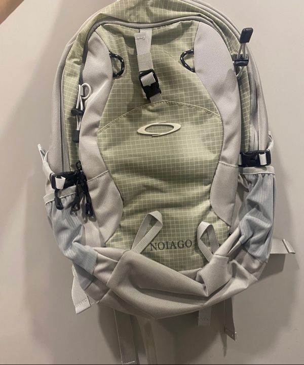 MUSINSA | NOIAGO NOI1388 Nylon Daily Backpack (Light Gray)