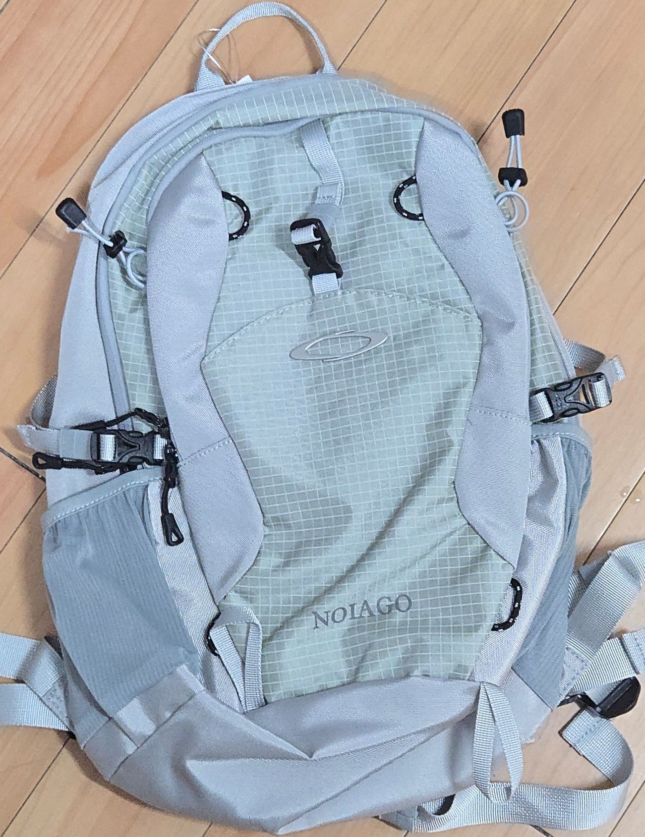 MUSINSA | NOIAGO NOI1388 Nylon Daily Backpack (Light Gray)