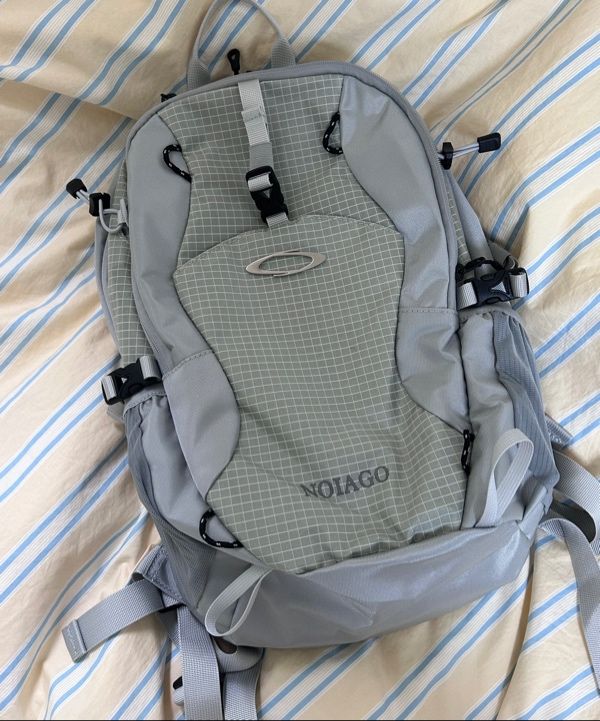 MUSINSA公式 | NOIAGO NOI1388 Nylon Daily Backpack (Light Grey)