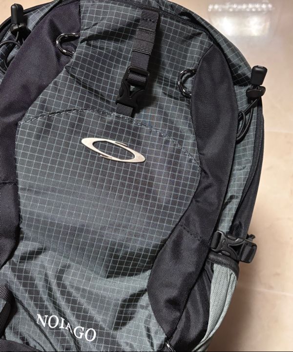 MUSINSA公式 | NOIAGO NOI1389 ナイロンデイリーバックパック (チャコール)
