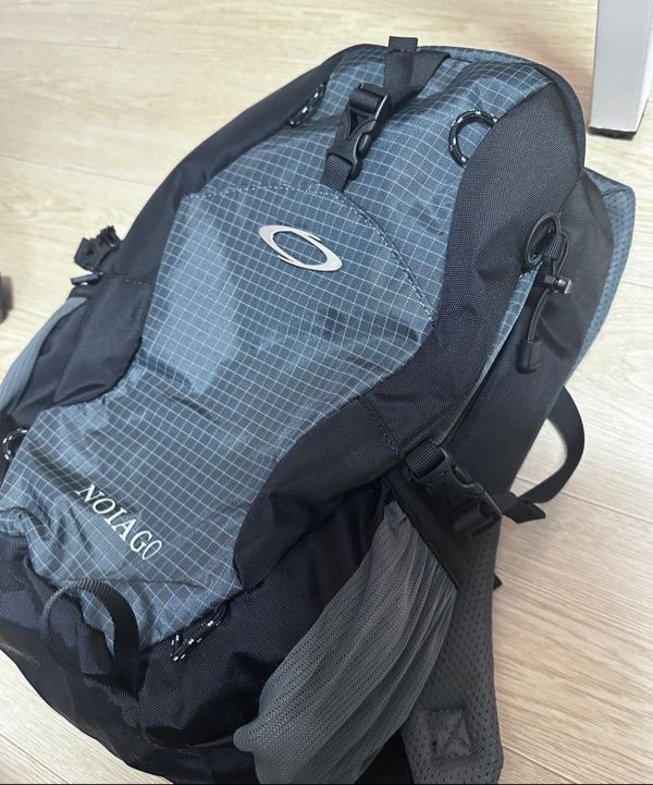 MUSINSA公式 | NOIAGO NOI1389 ナイロンデイリーバックパック (チャコール)