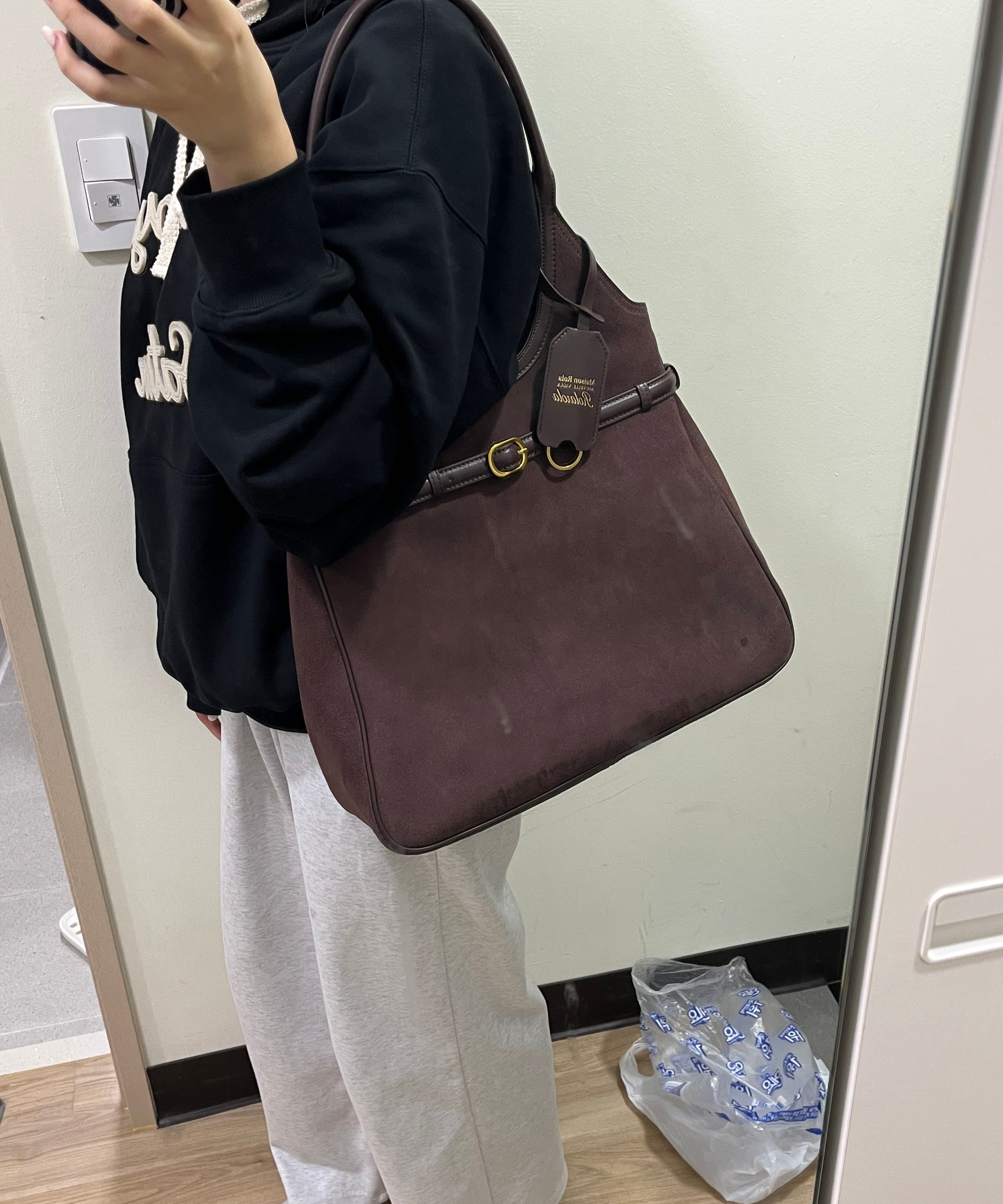 MUSINSA | ROLAROLA SUEDE HOBO BAG BROWN