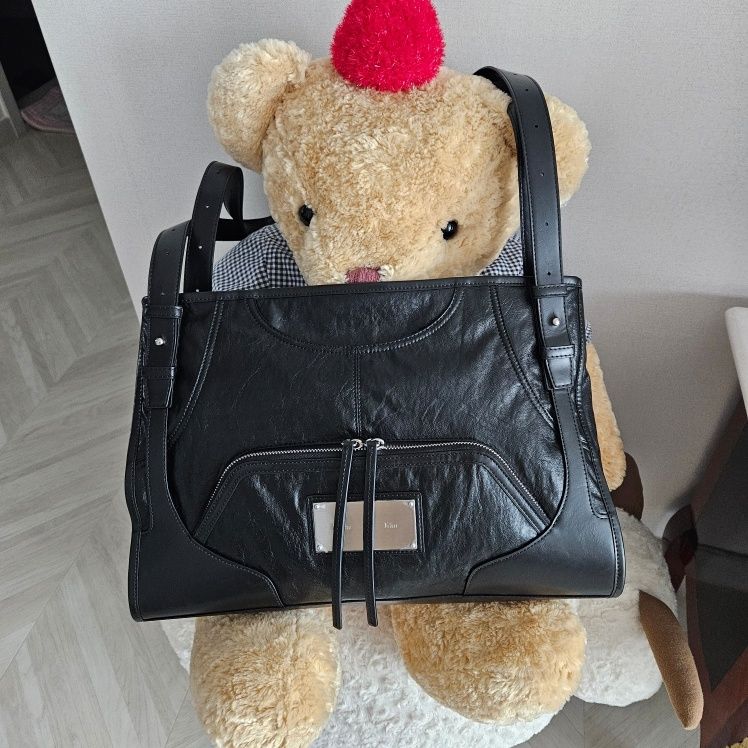 MUSINSA | MATIN KIM TWO WAY STRAP SQUARE BAG IN BLACK