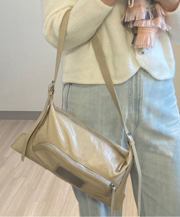 ★ SALE!! ★【Matin Kim】TWO WAY STRAP SQUARE BAG MATIN KIM】TWO WAY STRAP SQUARE MINI BAG☆送料・関税込