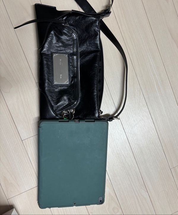 MUSINSA | MATIN KIM TWO WAY STRAP SQUARE MINI BAG IN BLACK