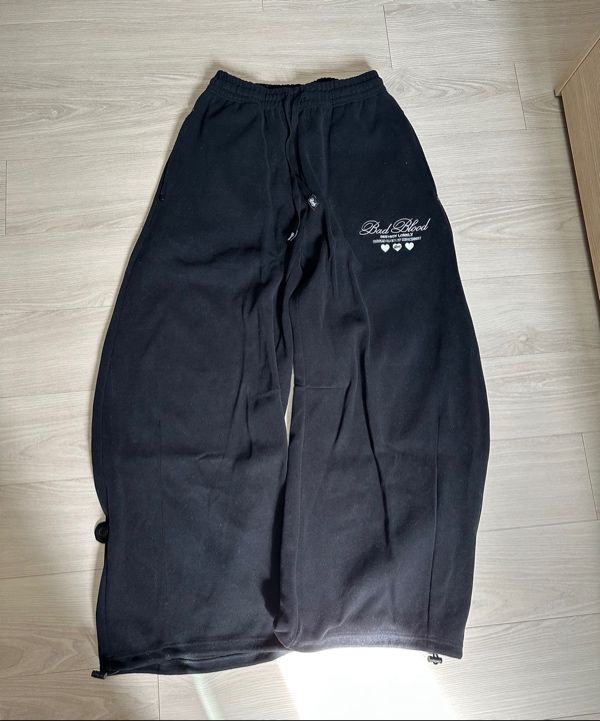 ★BADBLOOD★ [wpts20085] Logo 2 way jogger trousers black MUSINSA | BADBLOOD Classic Logo 2 Way Curved Jogger Trousers