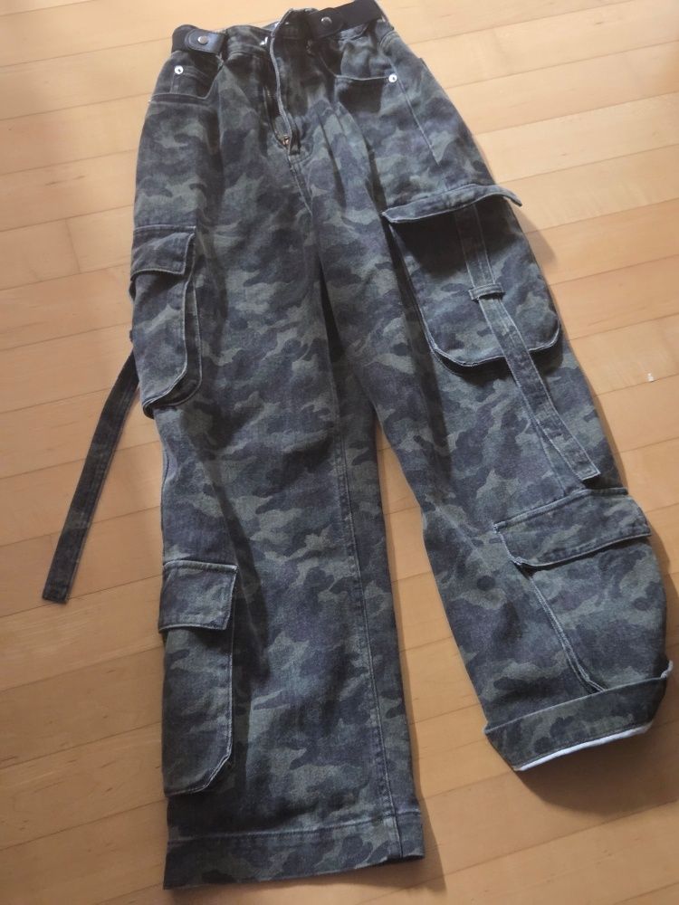 AVANDRESS ♥ Ribbon Wide Cargo Pants CAMO /追跡付 MUSINSA | AVANDRESS Ribbon Wide Cargo Pants CAMO
