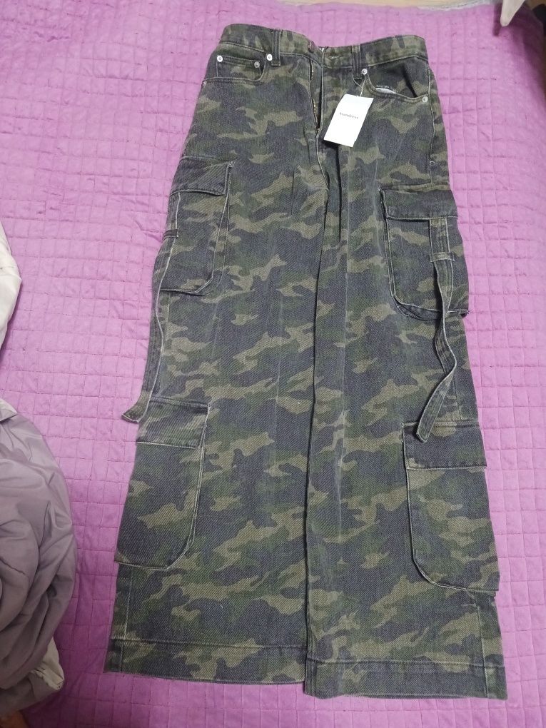 AVANDRESS ♥ Ribbon Wide Cargo Pants CAMO /追跡付 Designer fashion, Seoul-fully created | W Concept