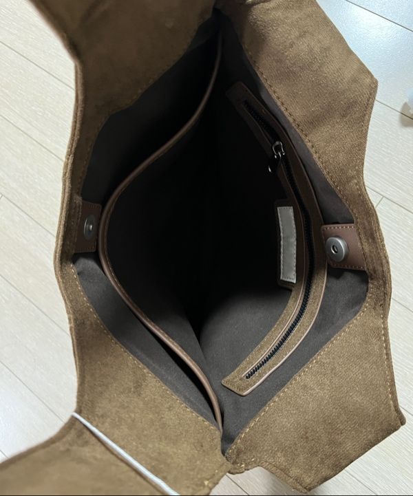 【minav】Margaret Suede Shoulder Bag_2colors MUSINSA | MINAV Margaret Suede Shoulder Bag [Brown]