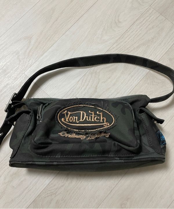 【ORDINARY HOLIDAY x VONDUTCH】fringe bag / 追跡付 MUSINSA公式 | ORDINARY HOLIDAY [VONDUTCH] Fringe Bag [CHARCOAL]