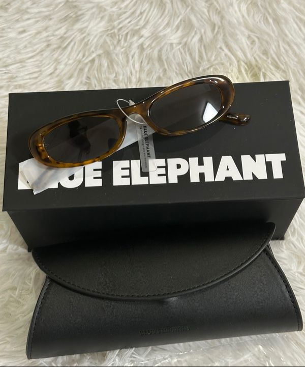BLUE ELEPHANT ILA deep brown サングラス MUSINSA公式 | BLUE ELEPHANT ILA deep brown