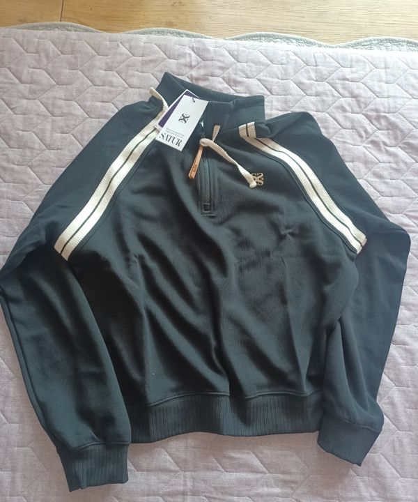 MUSINSA | SATUR Lawton Half Zip-Up Sweatshirt Black