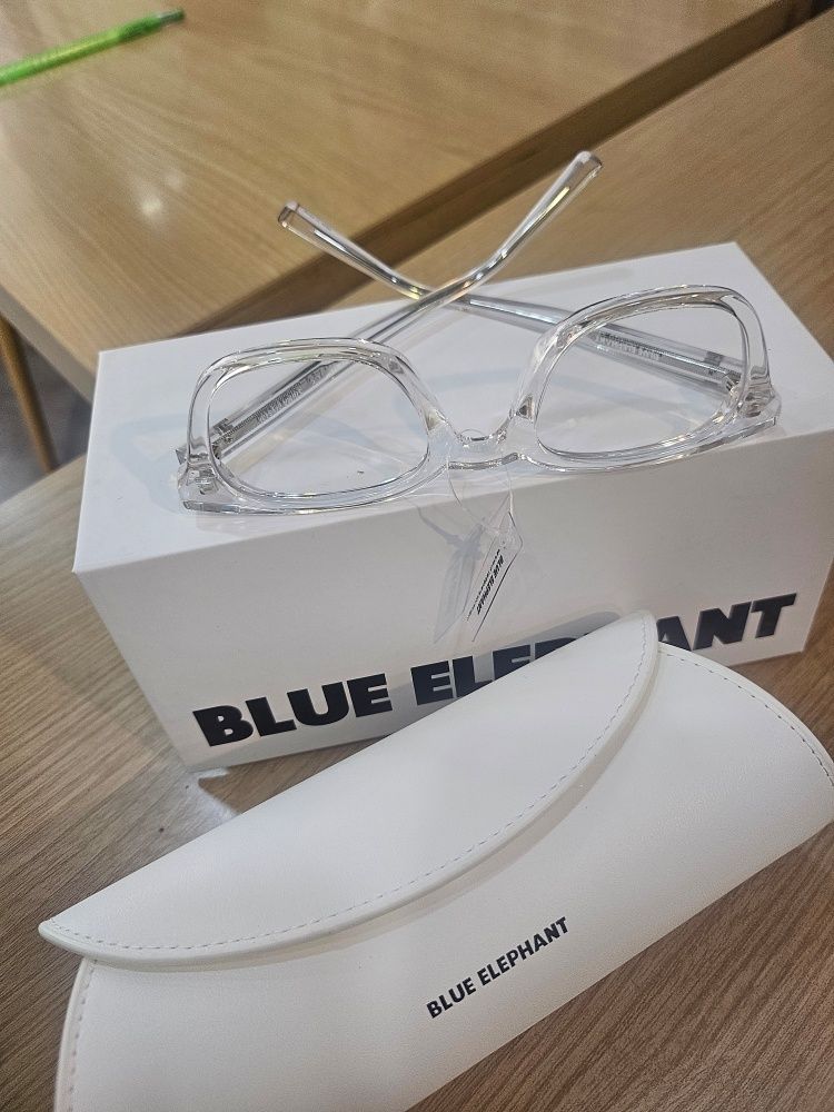 MUSINSA | BLUE ELEPHANT SIGMA nude beige