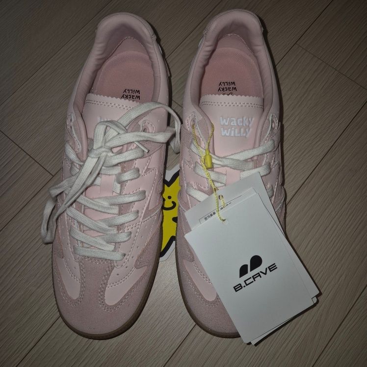 MUSINSA | WACKY WILLY Origin Sneakers Ecru
