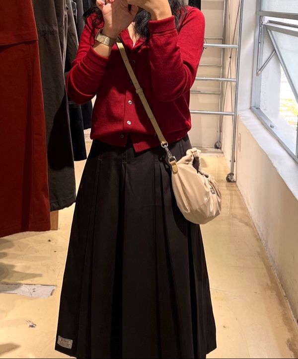 MUSINSA | SATUR Scrunchie small hand bag beige