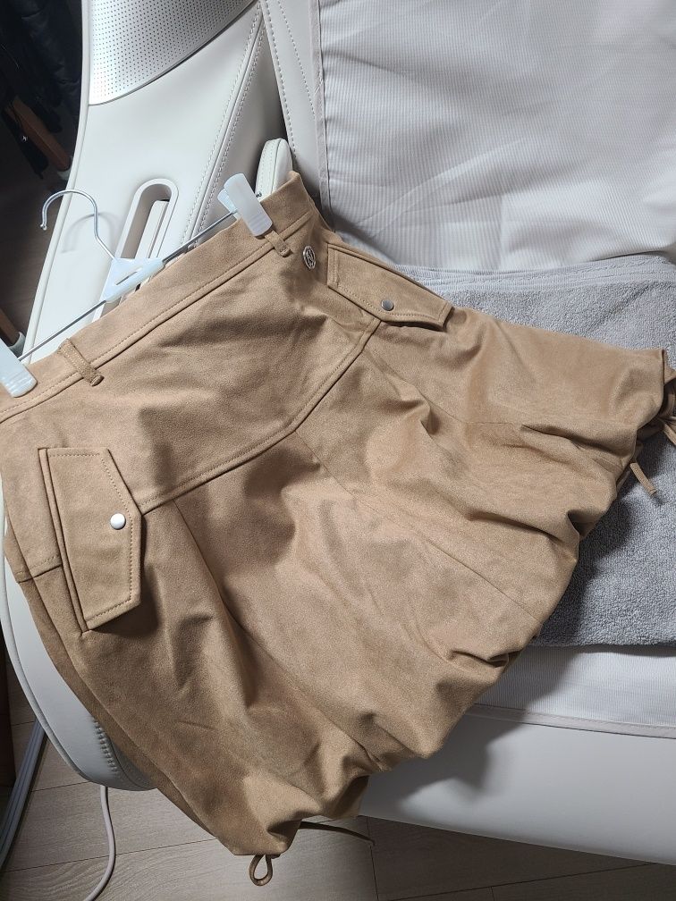 ワンピース KIRSH Collection Suede Pumpkin Skirt Light Beige KCSFCSK541M COLLECTION SUEDE PUMPKIN SKIRT [LIGHT BEIGE] - KIRSH | 60