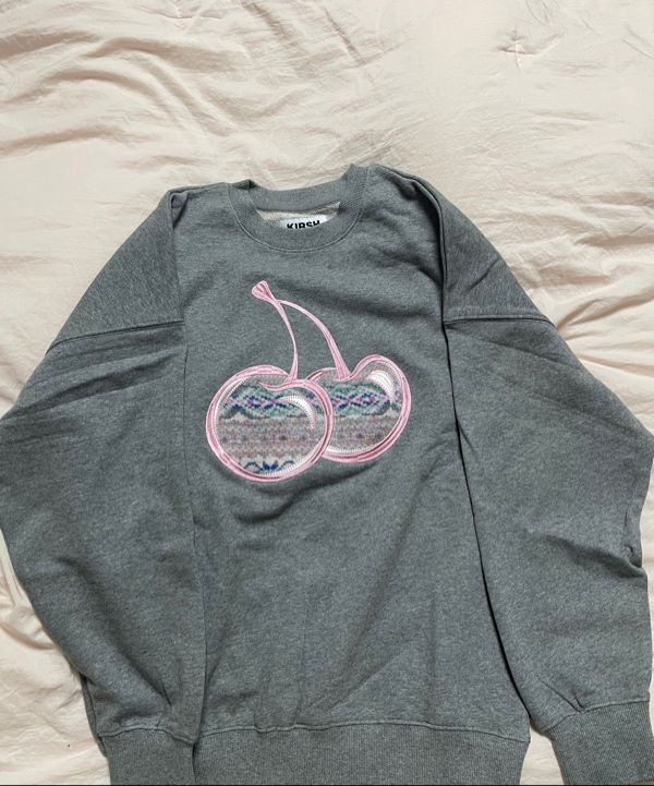 KIRSH BIG CHERRY APPLIQUE SWEATSHIRT★ DHgate.com:Premium Quality Mens Loose Knit Sweater: Autumn