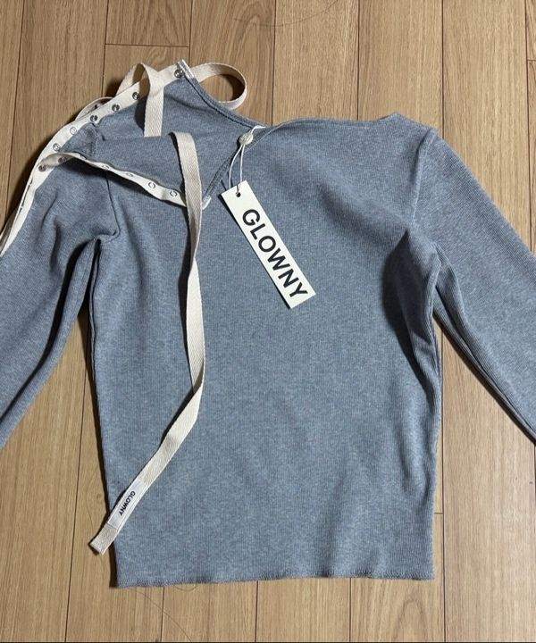 韓国GLOWNY LOUISA LONG SLEEVE グレー MUSINSA | GLOWNY LOUISA LONG SLEEVE (GRAY)