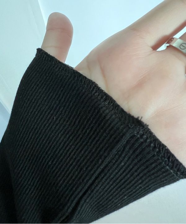 MUSINSA公式 | GLOWNY LOUISA LONG SLEEVE (BLACK)