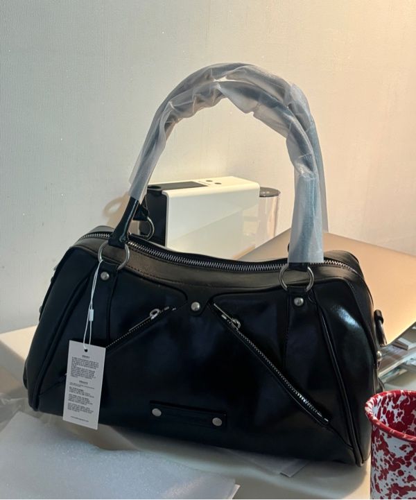 【SUNBURN PROJECT】ハンソヒ着用★ Faux Leather M.O.S Bag MUSINSA | SUNBURN PROJECT Faux Leather M.O.S Bag, BLACK