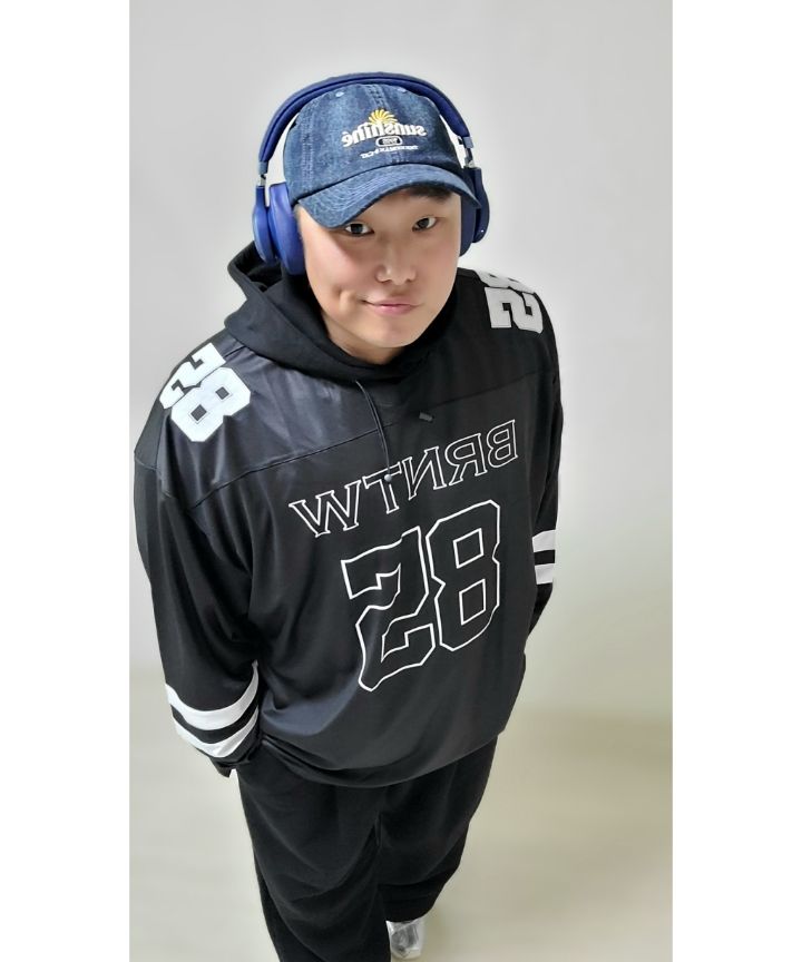 MUSINSA | BORN TO WIN BRNTW 85 HOCKEY JERSEY [WHITE]