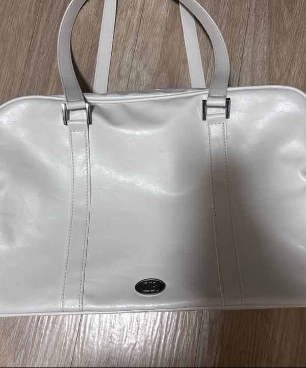 MUSINSA | DUMARO Journey Big Shoulder Bag / Ivory