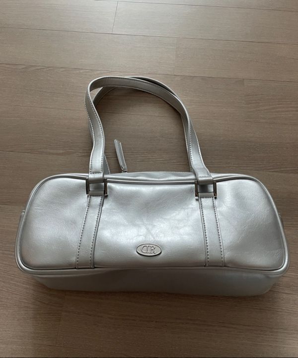 MUSINSA | DUMARO Journey Long Shoulder Bag / Mint