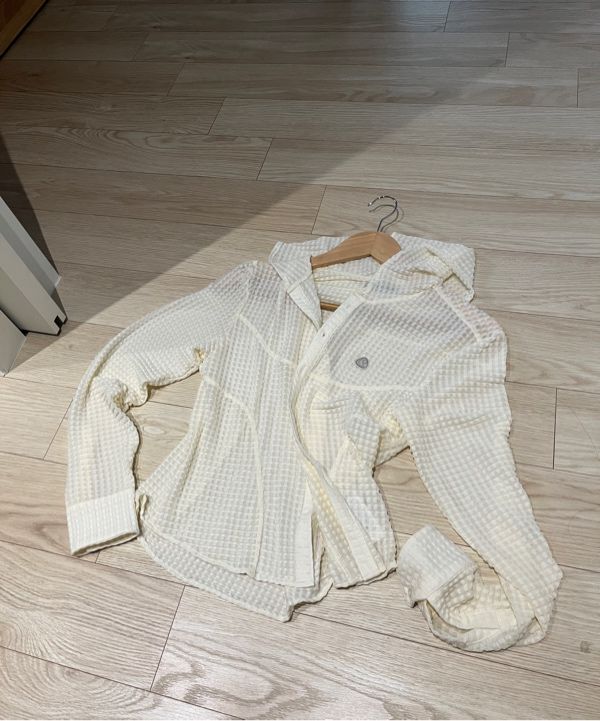 MUSINSA公式 | COYSEIO ROUND HOODIE SHIRTS IVORY