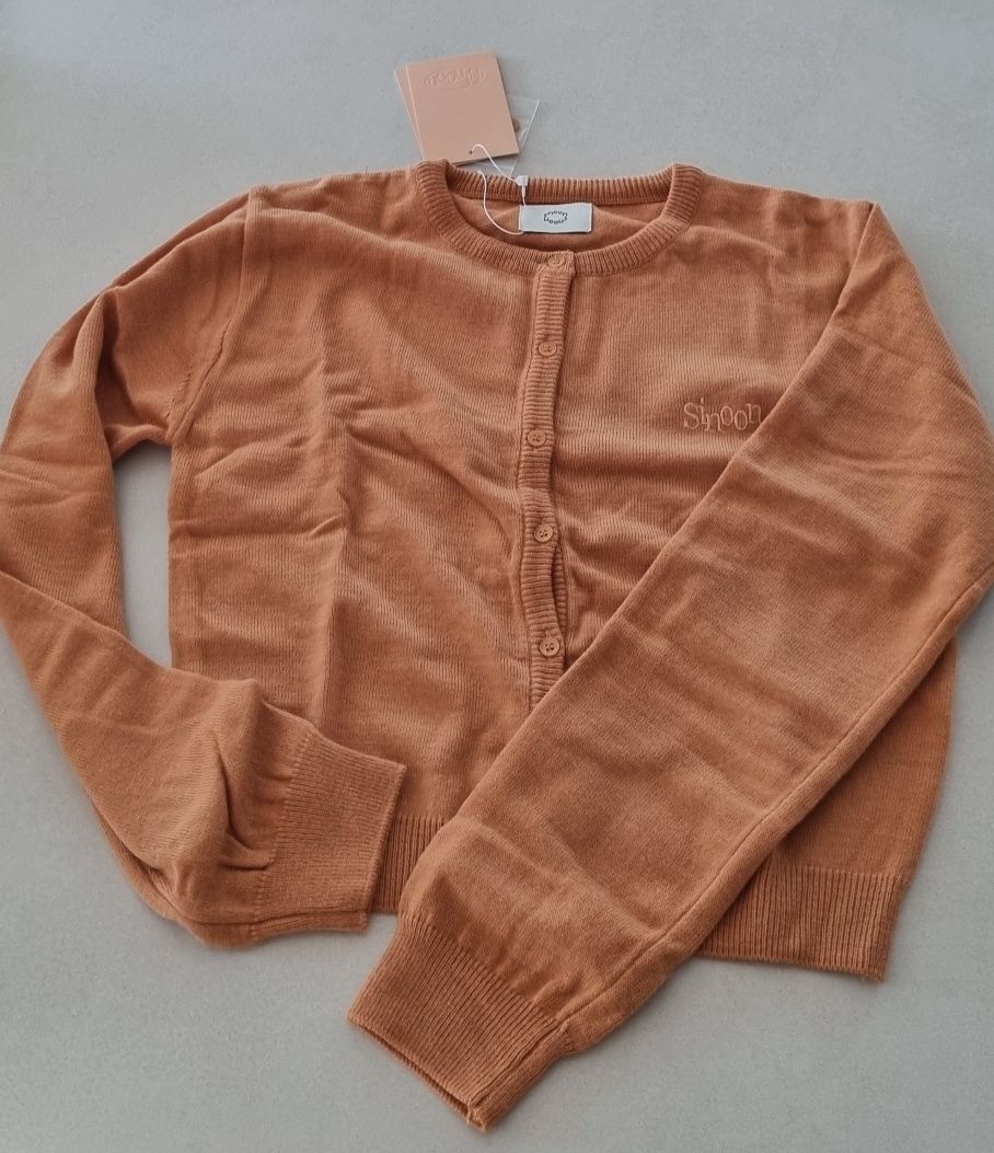 MUSINSA | SINOON [Suzy wearing] Sinoon Logo Cardigan (Apricot)