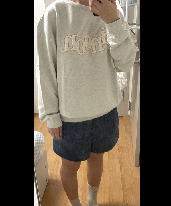 MUSINSA | SINOON Boucle Logo Sweatshirt (Oatmeal)